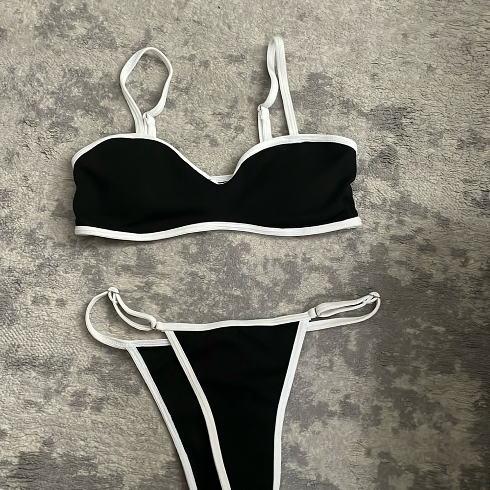 Contrast Trim Bikini